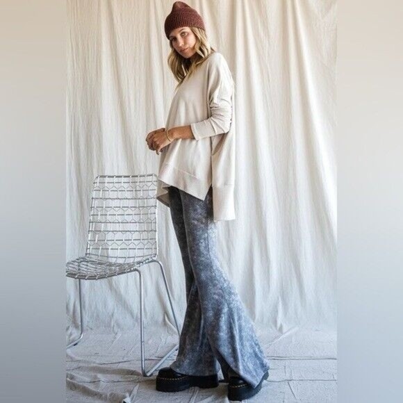 Something About You Oversized Long Sleeve Tunic Sweater Off The Shoulder Ivory - Picture 4 of 15